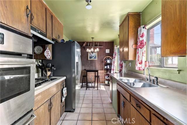 San Dimas, CA 91773,324 W Calora Street