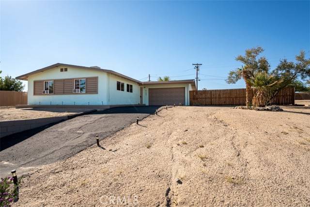 29 Palms, CA 92277,6166 Sun Court