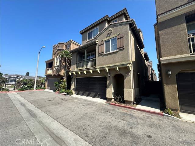 Gardena, CA 90247,14416 Cobblestone Lane