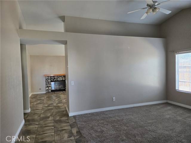 Victorville, CA 92392,12993 Dartmouth Court