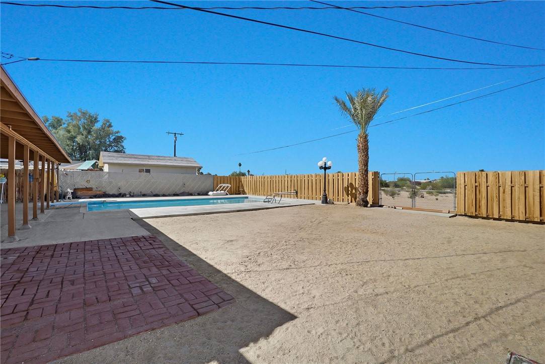 29 Palms, CA 92277,72732 Granite Avenue