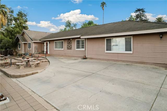 Riverside, CA 92504,17335 Via Frontera