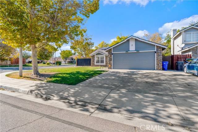 Lancaster, CA 93535,43451 Carol Drive