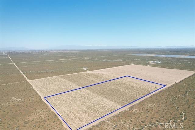 Adelanto, CA 92301,6 Mojave Dr.