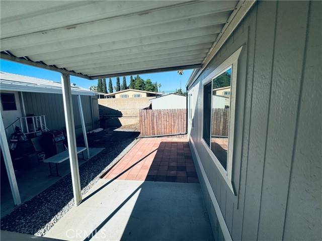 Rialto, CA 92376,1155 S Riverside #25