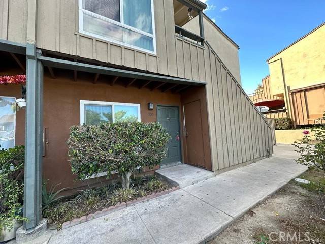 Santa Ana, CA 92707,1001 W Stevens Avenue #300