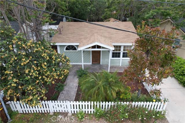 Thousand Oaks, CA 91362,2874 Crescent Way