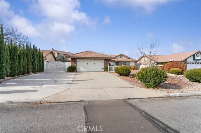 Hesperia, CA 92344,8612 Valley View Drive