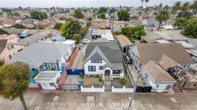 Los Angeles, CA 90044,1042 W Florence Avenue