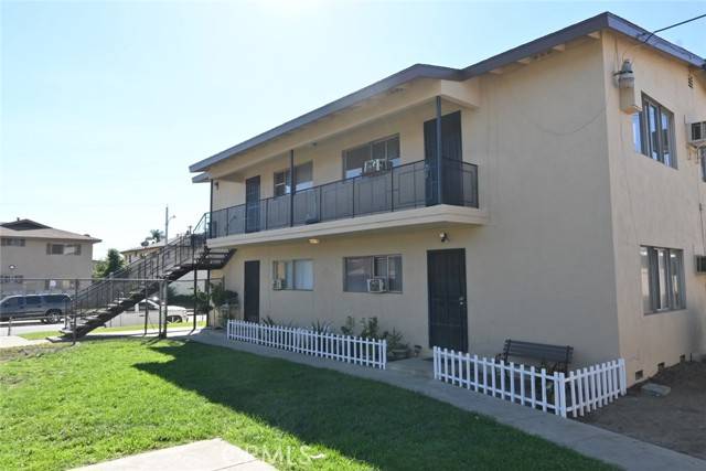 Montclair, CA 91763,5172 Canoga