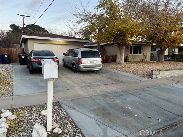 Victorville, CA 92395,15537 Del Rey Drive