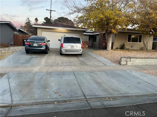 Victorville, CA 92395,15537 Del Rey Drive