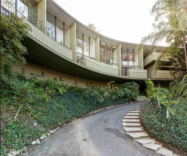 Hollywood Hills, CA 90068,3625 Fredonia Drive #4