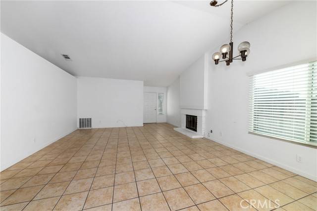 Fontana, CA 92336,7792 Lemon Court