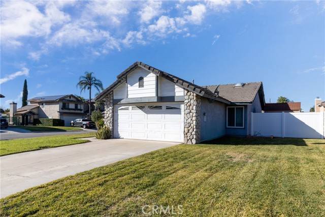 Fontana, CA 92336,7792 Lemon Court