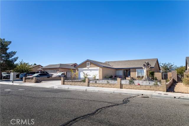 Adelanto, CA 92301,17882 Juniper Street