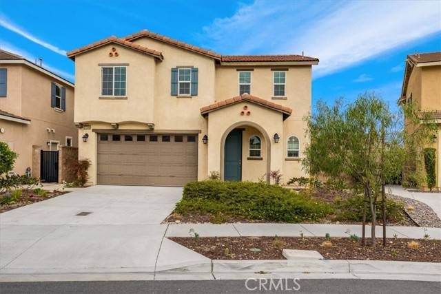 Fontana, CA 92336,15266 Ledgestone Street