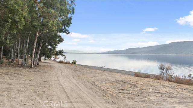 Lake Elsinore, CA 92530,0 Lakeshore