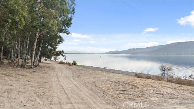 Lake Elsinore, CA 92530,0 Lakeshore