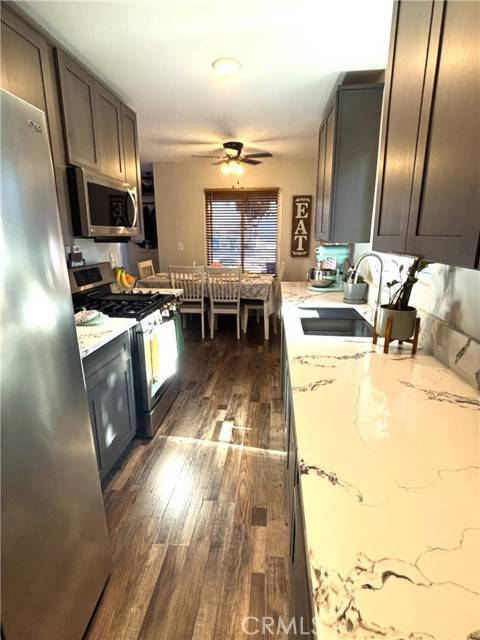 Tujunga, CA 91042,10433 Helendale Avenue