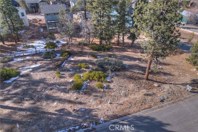 Big Bear Lake, CA 92315,820 Talmadge