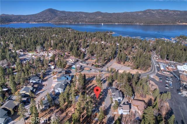 Big Bear Lake, CA 92315,828 Talmadge