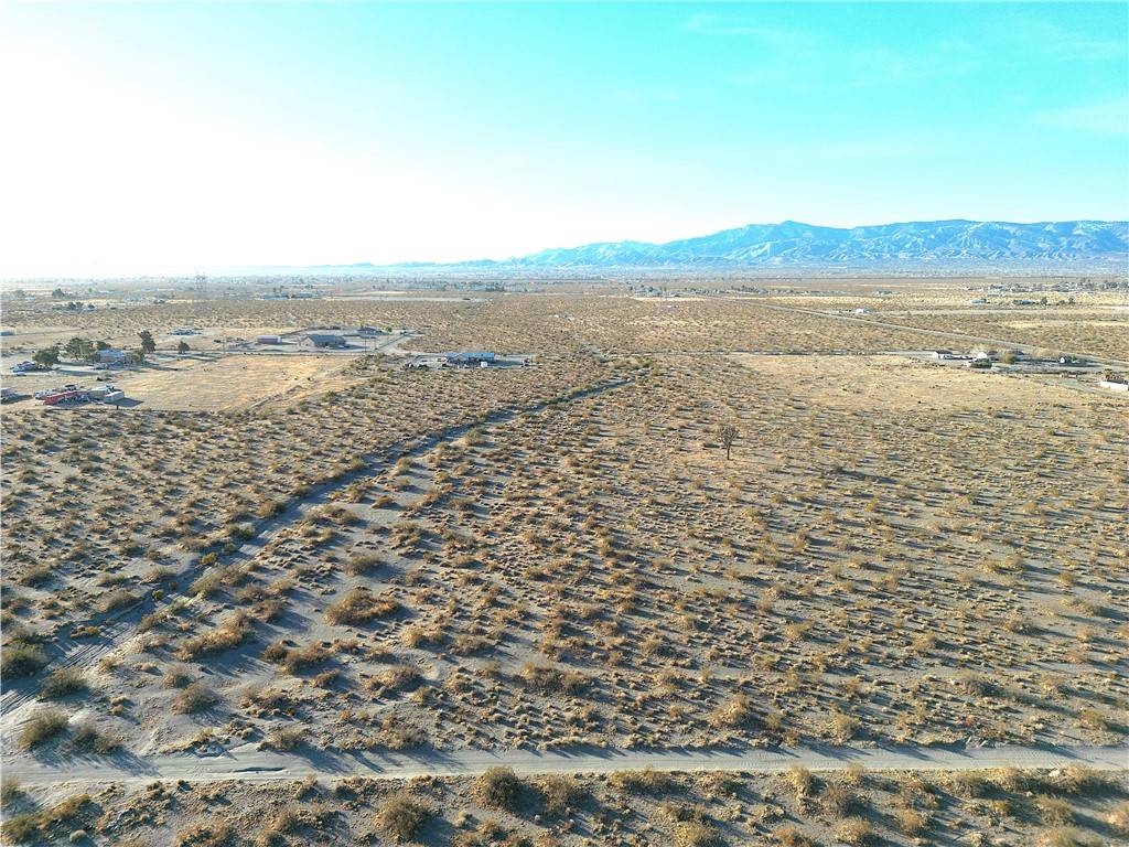 Phelan, CA 92371,4265 Mojave Dr