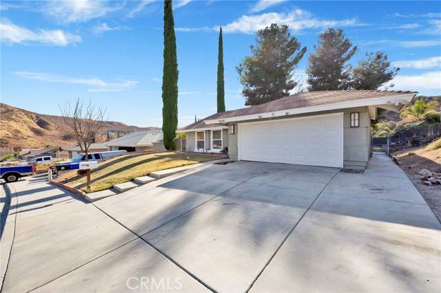 Canyon Country, CA 91387,14640 Daisy Meadow Street