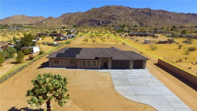 Apple Valley, CA 92307,24236 CAHUILLA Road