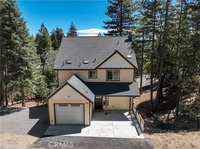 Lake Arrowhead, CA 92391,370 Auburn Drive