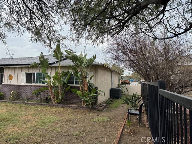 Fontana, CA 92335,9096 Elm Avenue