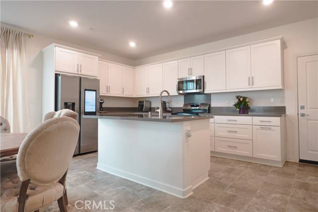 Fontana, CA 92336,16126 Cannoli Court #3