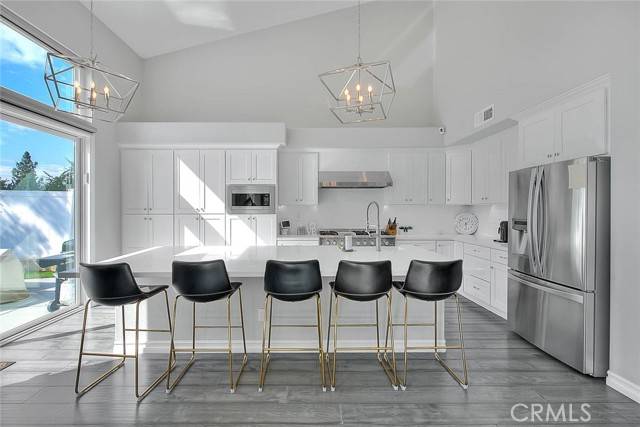 Yorba Linda, CA 92887,5761 John Bixby Lane