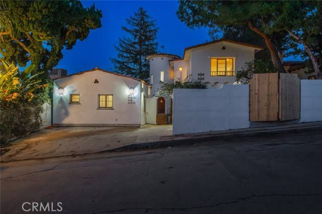 Los Angeles, CA 90039,2416 Moreno Drive