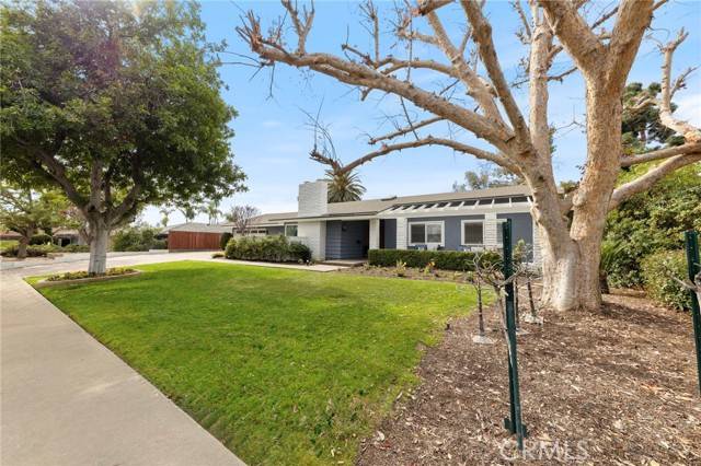 Claremont, CA 91711,2141 N Villa Maria Road