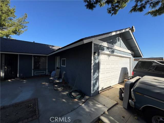 Rialto, CA 92376,446 E Fromer Street