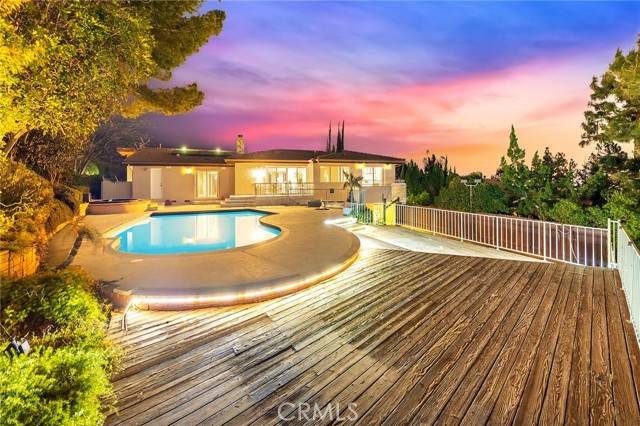 La Canada Flintridge, CA 91011,510 Starlight Crest Drive