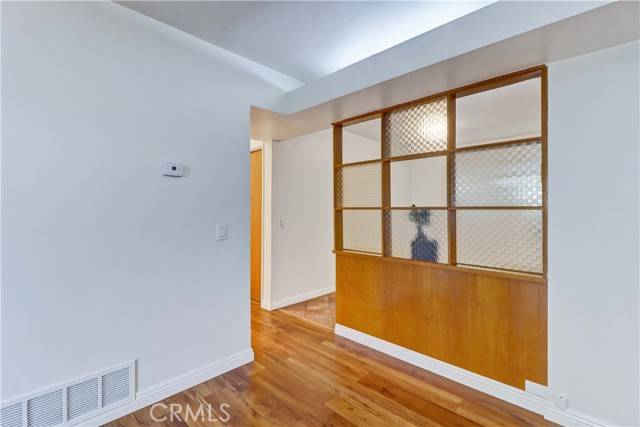 Claremont, CA 91711,675 S Indian Hill Boulevard #C