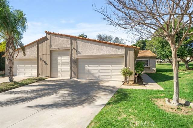 Jurupa Valley, CA 92509,5670 Falling Leaf Lane