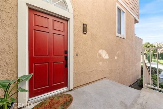 Huntington Park, CA 90255,2915 E 60th Place #S