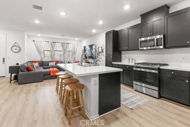 Fontana, CA 92336,5628 Kate Way #3