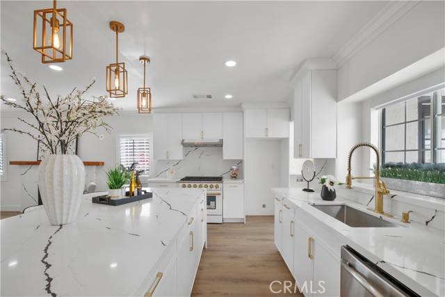 Montebello, CA 90640,229 N 6th Street
