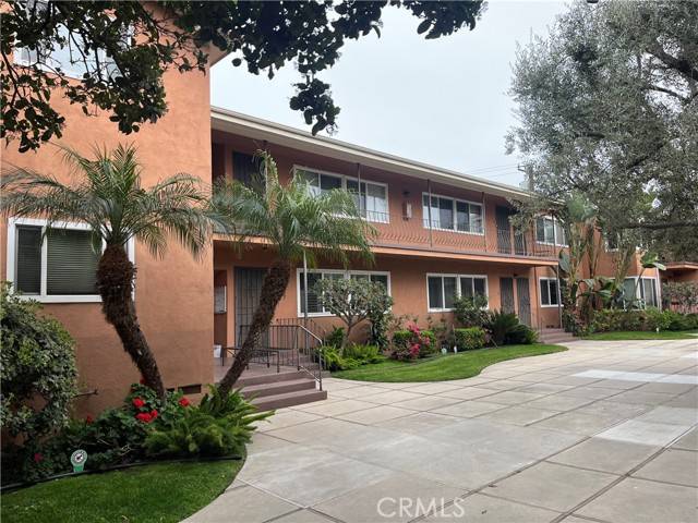 Long Beach, CA 90802,1030 E 2nd Street #6