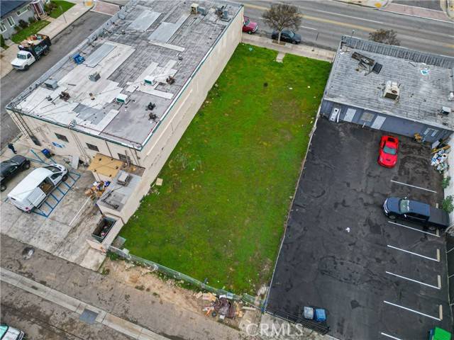 La Habra, CA 90631,236 W La Habra