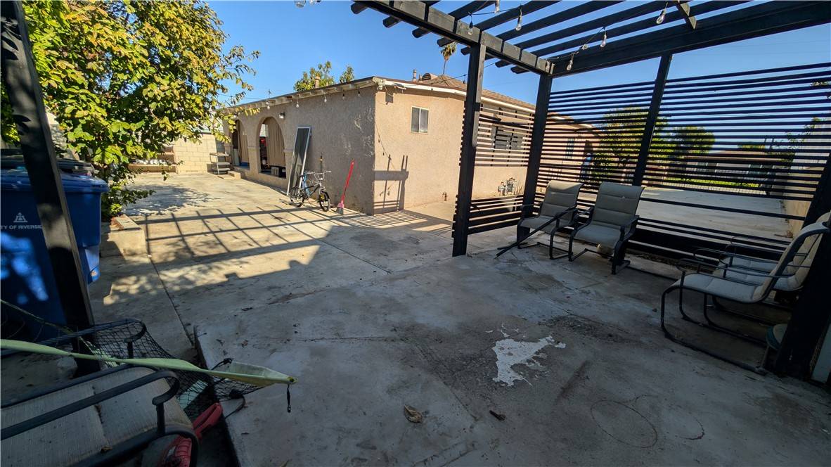 Riverside, CA 92505,5130 Hedrick Avenue