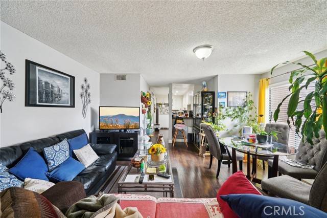Fontana, CA 92335,9030 Newport Avenue #23