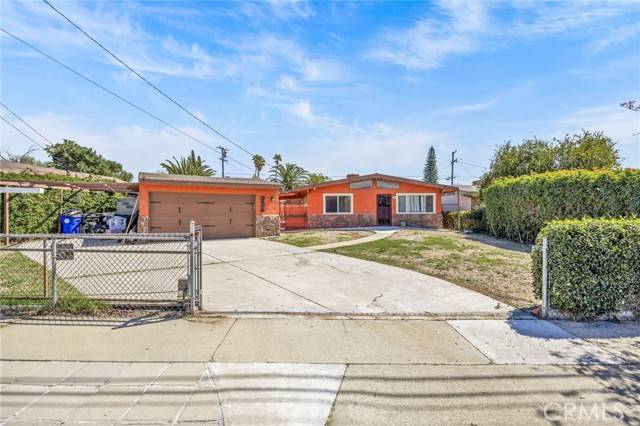Fontana, CA 92335,9417 Mango Avenue