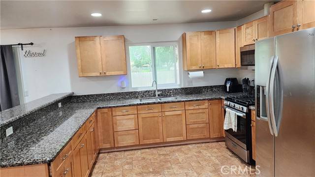 Ventura, CA 93001,48 Bard Lane