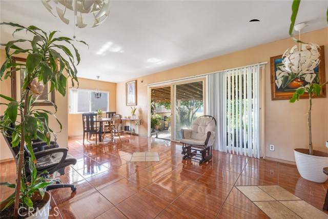 Pomona, CA 91768,665 Hennipen Street