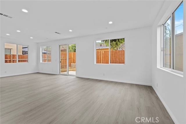Lake Elsinore, CA 92530,749 Lake Street